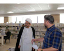 بازدید دکتر مهدویزادگان، رئیس سازمان سمت، از قسمت مجازی سمت در نمایشگاه کتاب سیوچهارم