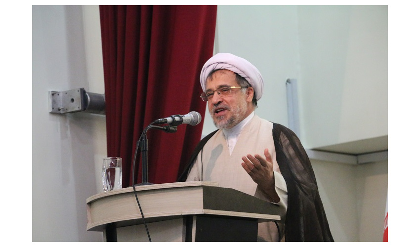 ذبیحی: خدا به برکت خون شهدا عظمت و پیروزی در دفاع مقدس را به ما داد