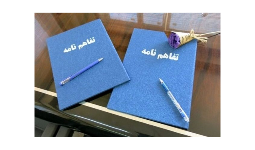 «سمت» برای سه رشتهٔ تحصیلی در خارج از کشور کتاب تولید می‌کند